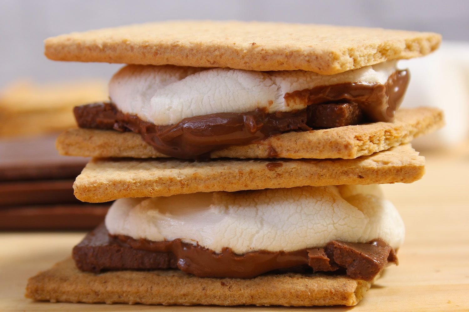 Marshmallow With Chocolate And Graham Crackers